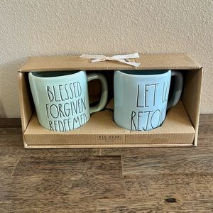 Rae Dunn mugs